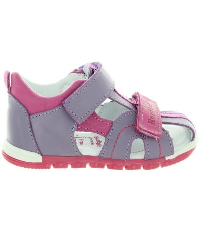 Closed toe sandals for a girl in purple leather 