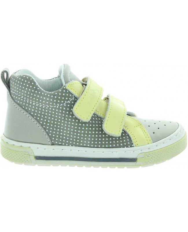 Shoes with ortho support for a child 