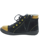 Ankle high back high top sneakers boys