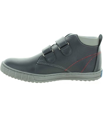 Children boots that do not smell
