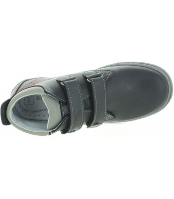 Children boots that do not smell