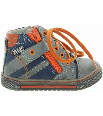 First child boots for walking with good arches