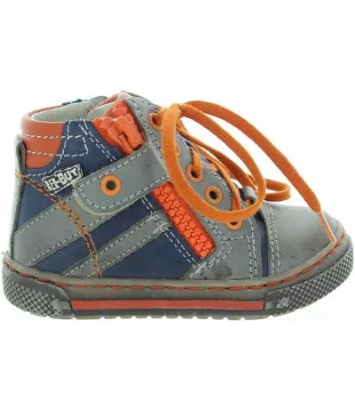 First boots for walking baby baby with good arches