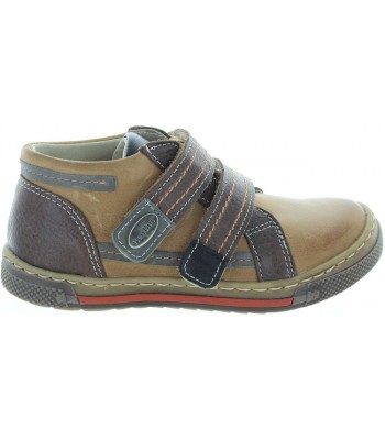 Boots for boys with high arches and ankle support