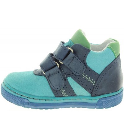 Therapeutic shoes with good arches for kids