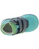 Kids therapeutic shoes with good arches