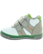 Kids boots that are anti smell 