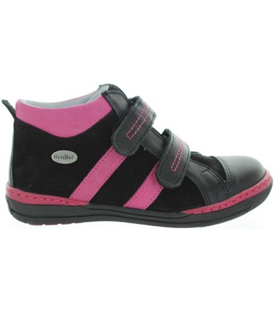 Sneakers for kids made with leather 