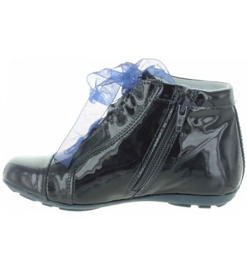 Best kids shoes for flat feet 