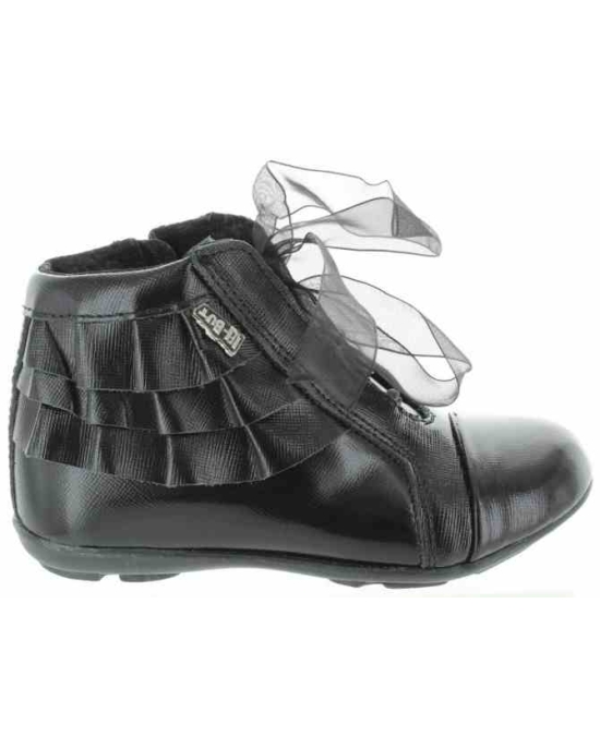Girls weak ankles supination boots