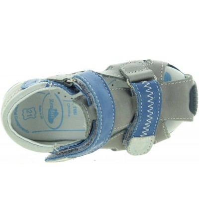 Pdoatrist recommended sandals for toddler 