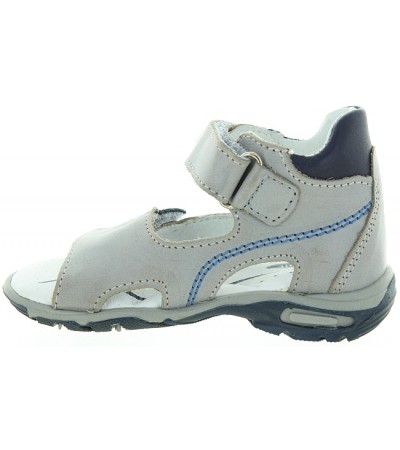 Sandals for a boy with wide feet high top