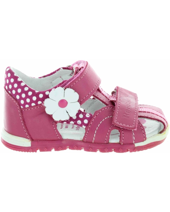 Fuschia leather sandals for a toddler girl