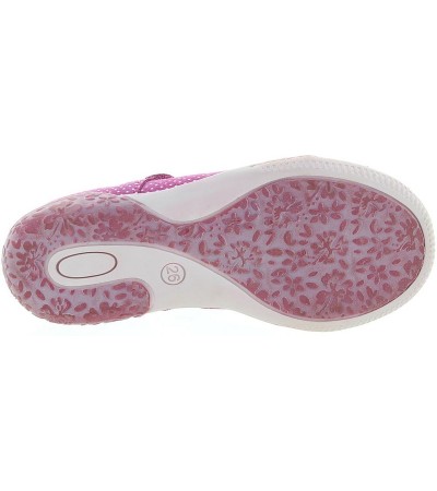 Toddler with soft soles shoes