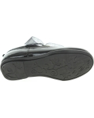Black orthopedic quality shoes for pigeon toed child