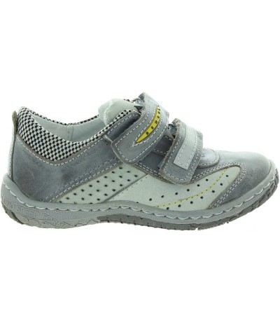 Shoes for wide boys feet and high arches