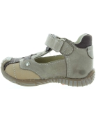 Flexible shoes for a toddler with good arch in beige
