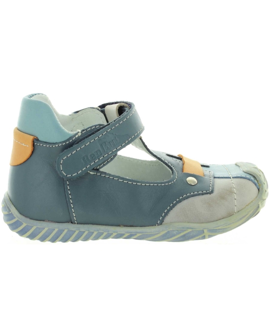 Shoes for babies with fat and wide feet 
