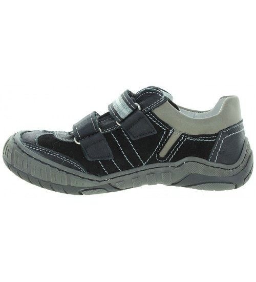 Shoes with high arches healthy for boys