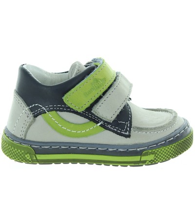 Boys casual ortho shoes with high arches Boys casual ortho shoes with high arches