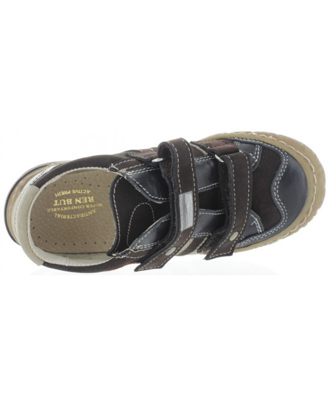 Boys shoes for walking on inside of the foot