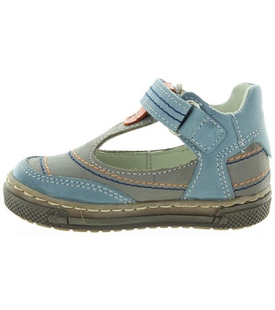Correct supination boys shoes