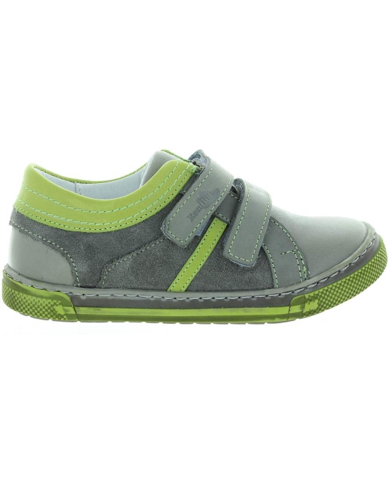 Flat feet prevention shoes for boys