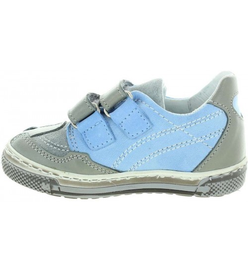 Sneakers with good support for bow feet