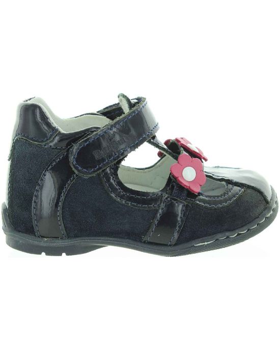 Best shoes for a child to correct posture 