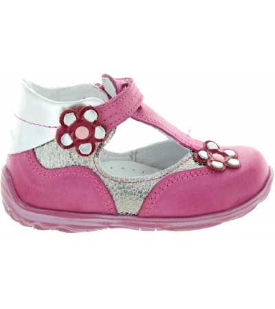 Orthopedic shoes for fallen arches