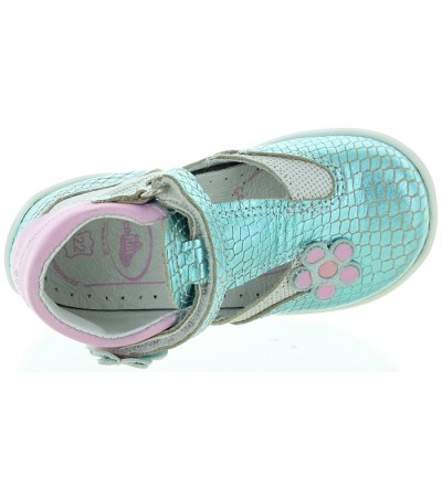 Girls closed back orthopedic shoes