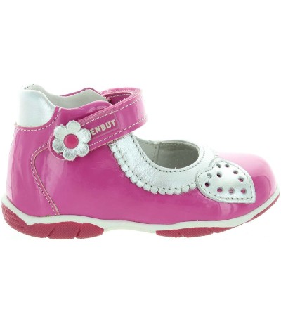 Pink leather girls shoes for babies first steps Pink leather girls shoes for babies first steps