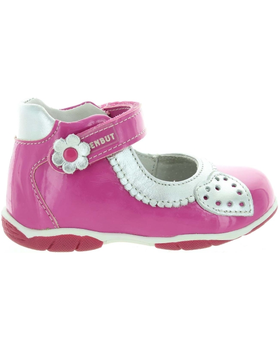 Pink leather girls shoes for babies first steps 