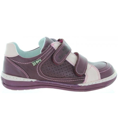 Shoes for girls with good support made with natural leather 
