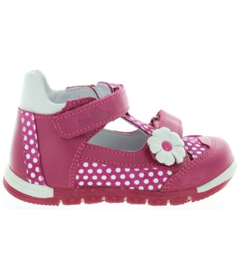 Pink girls shoes for double wide feet and high instep 