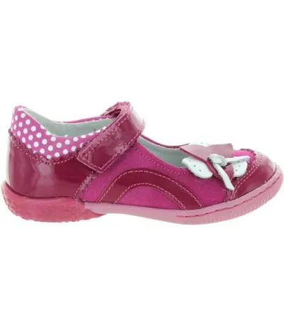 Girls pink quality shoes preventing from toe walking