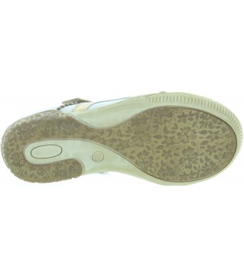Shoes with best arch support in gold leather 