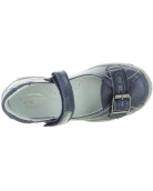 School shoes for child with flat feet