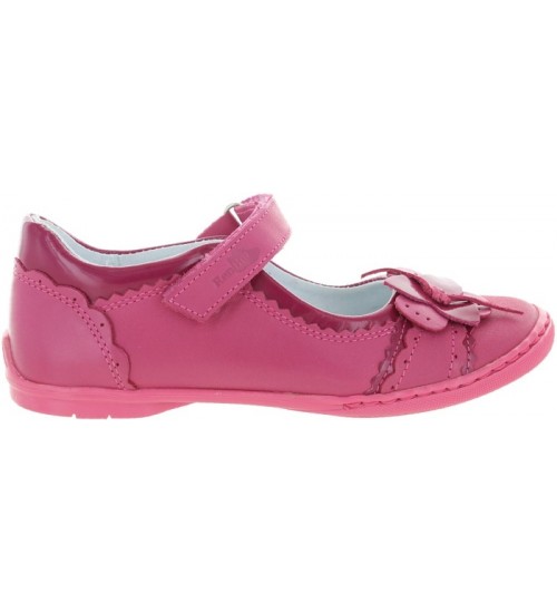 Kids with flat feet good shoes