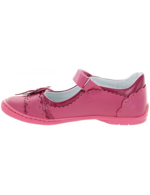 Kids with flat feet good shoes
