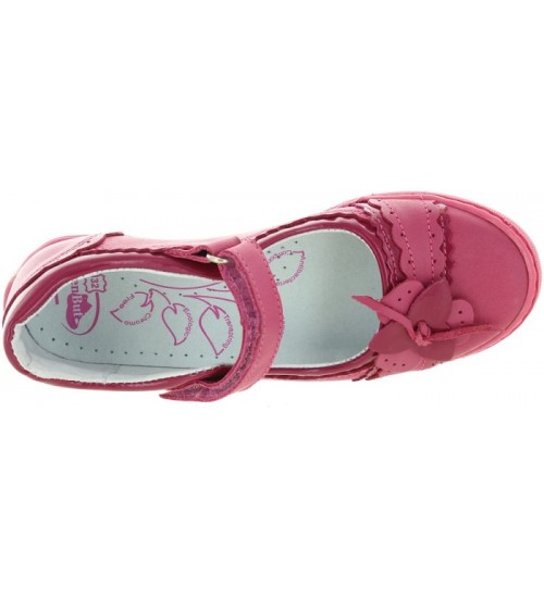 Kids with flat feet good shoes