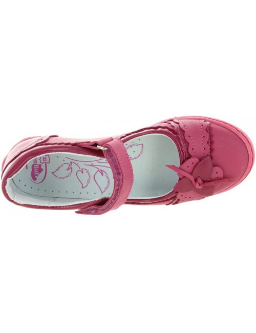 Kids with flat feet good shoes