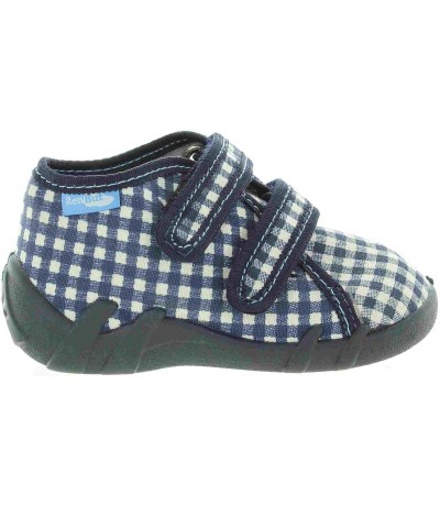 Kids plead slippers for wide chubby feet and high instep 