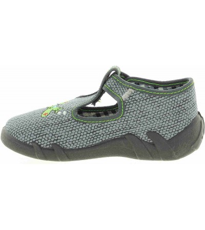 Slippers for a boy with arches