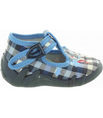 Slippers for a toddler with good arches