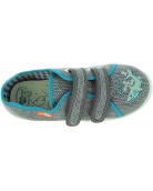 Slippers for a boys with high arches