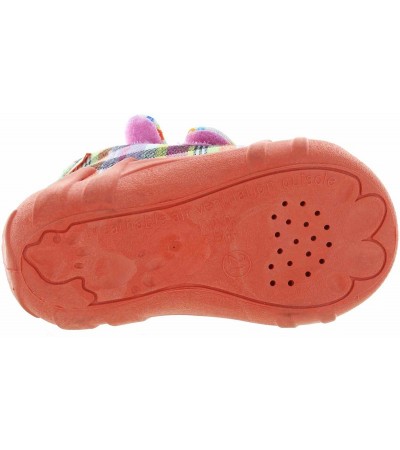 House shoes for child with chubby feet