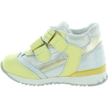 Child high tops sport shoes