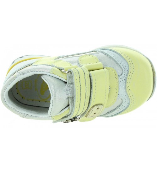 Child high tops sport shoes