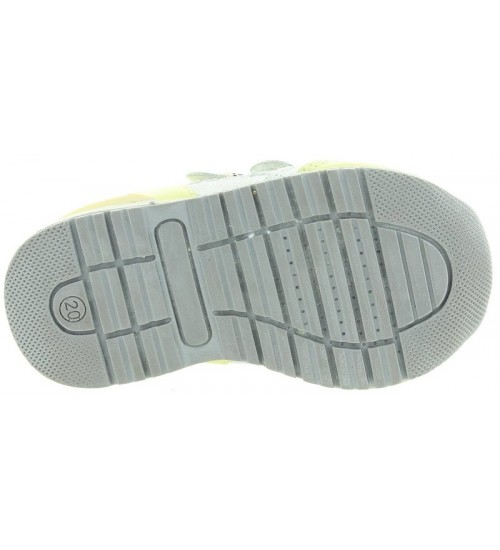 Child high tops sport shoes